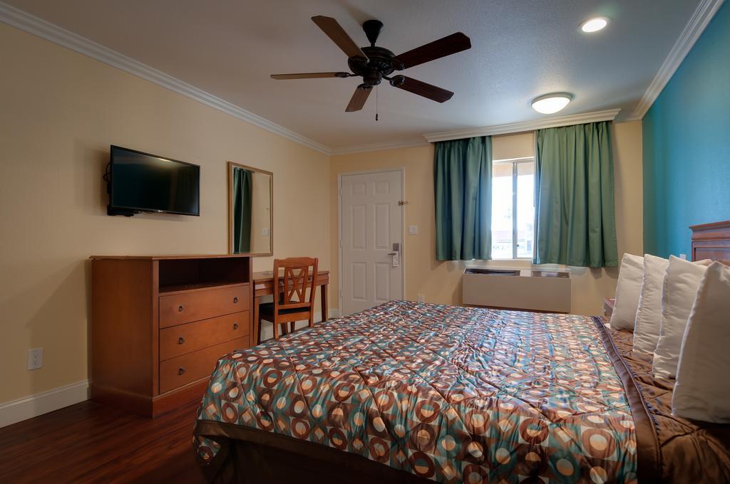بيكرسفيلد Vagabond Inn Buttonwillow I-5 Exit 253 المظهر الخارجي الصورة